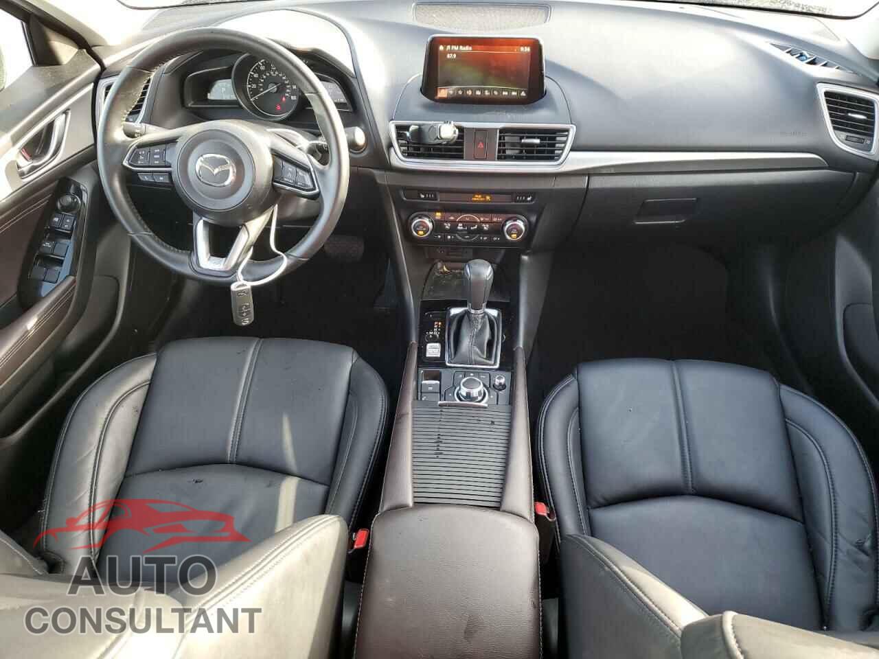 MAZDA 3 2017 - JM1BN1L76H1111103