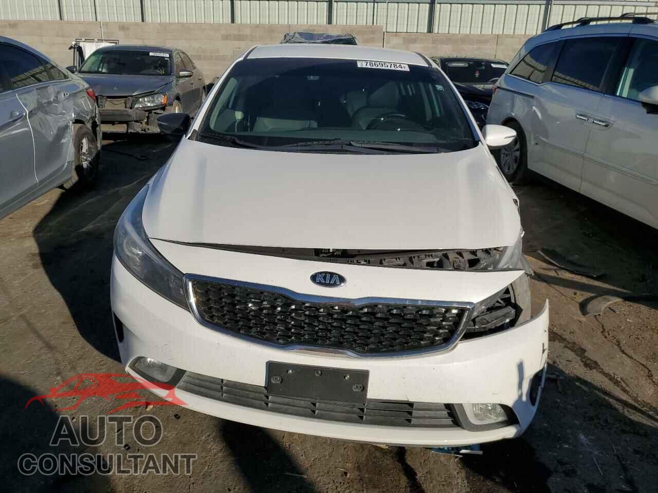 KIA FORTE 2017 - 3KPFL4A8XHE055295