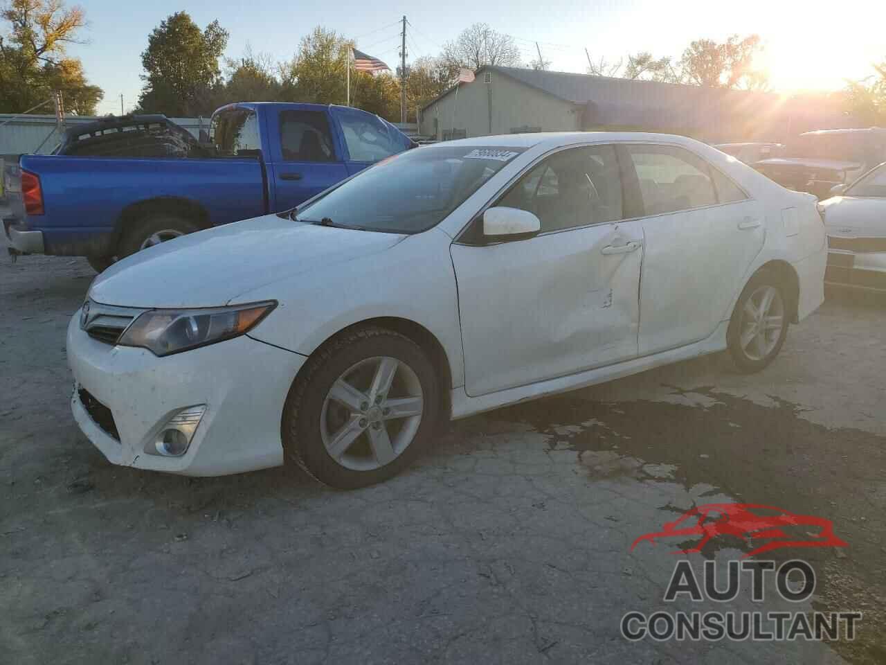 TOYOTA CAMRY 2013 - 4T1BF1FK8DU214752