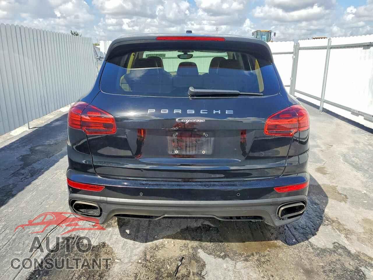 PORSCHE CAYENNE 2016 - WP1AA2A22GLA06306