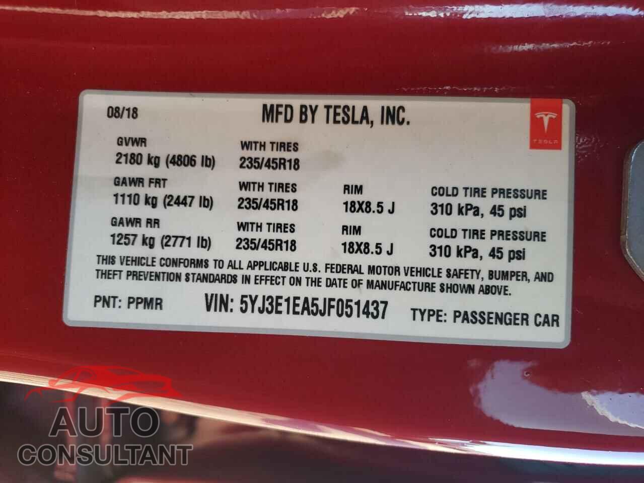 TESLA MODEL 3 2018 - 5YJ3E1EA5JF051437