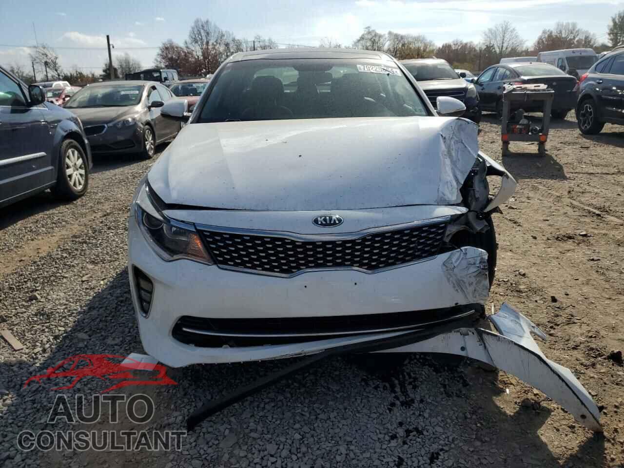 KIA OPTIMA 2018 - 5XXGT4L39JG245656