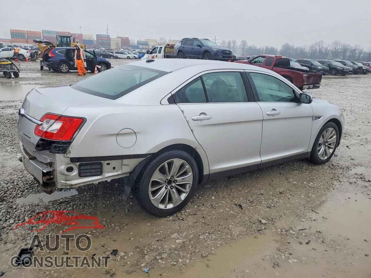 FORD TAURUS 2012 - 1FAHP2FW9CG101934
