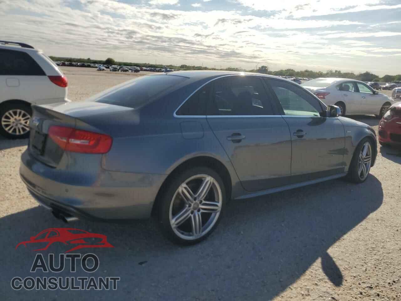 AUDI S4/RS4 2015 - WAUBGAFL8FA011159