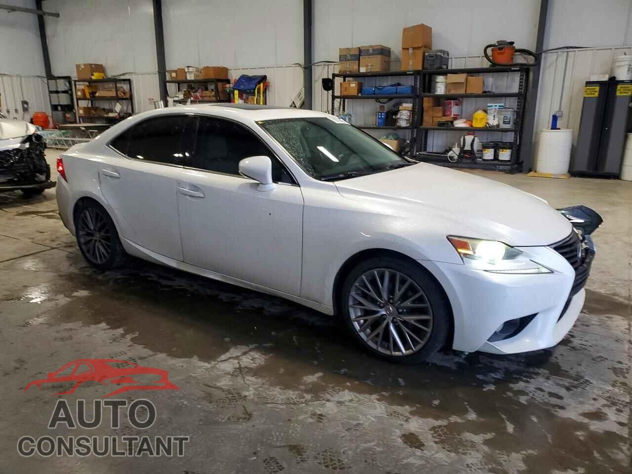LEXUS IS 2014 - JTHCF1D28E5014394