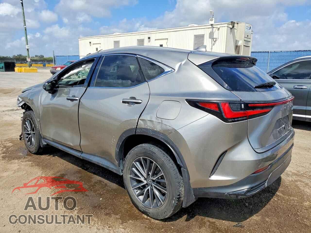 LEXUS UNKNOWN 2022 - 2T2GDCAZ2NC001130