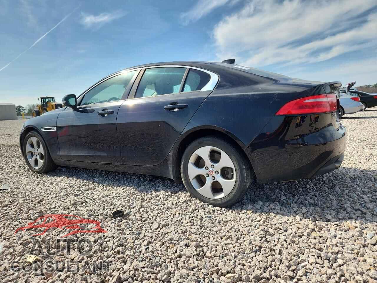 JAGUAR XE 2018 - SAJAR4FX3JCP34624