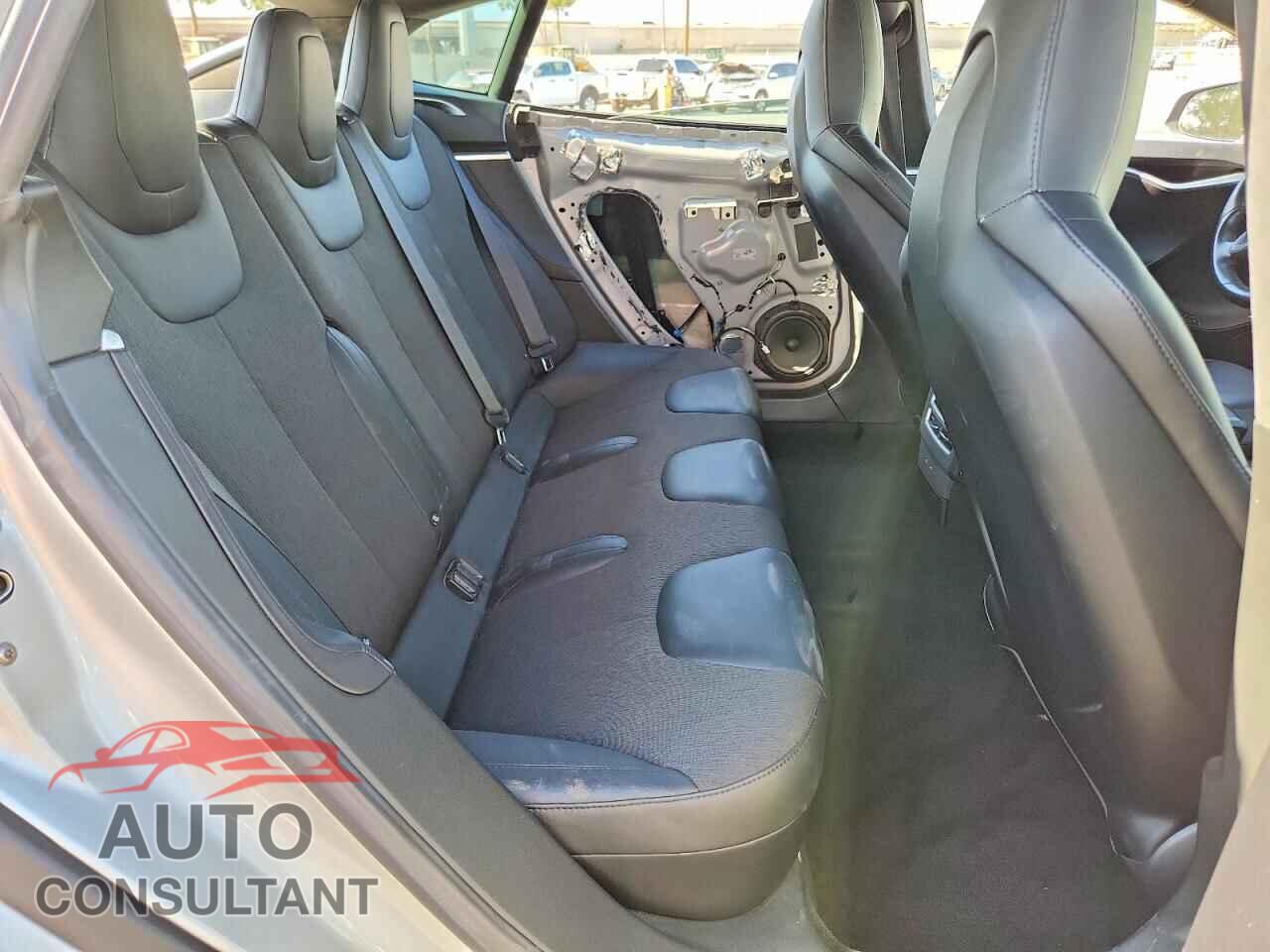 TESLA MODEL S 2016 - 5YJSA1E16GF166659