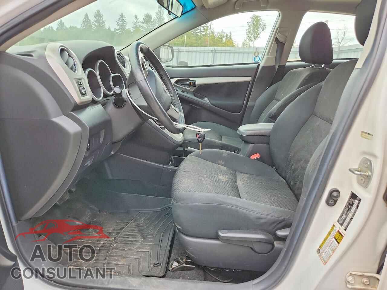 TOYOTA MATRIX 2011 - 2T1KU4EEXBC587471