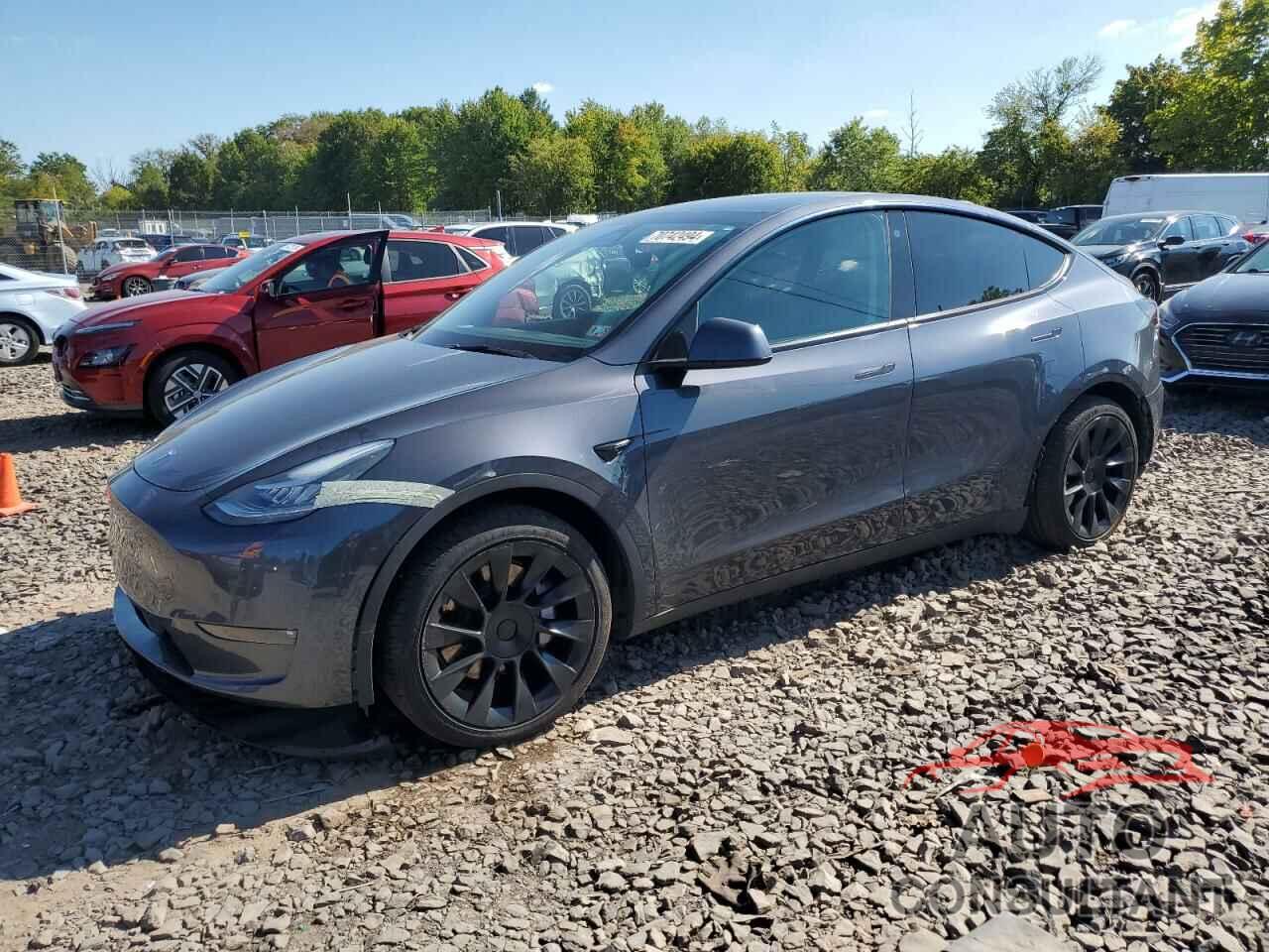 TESLA MODEL Y 2021 - 5YJYGDEE0MF243468