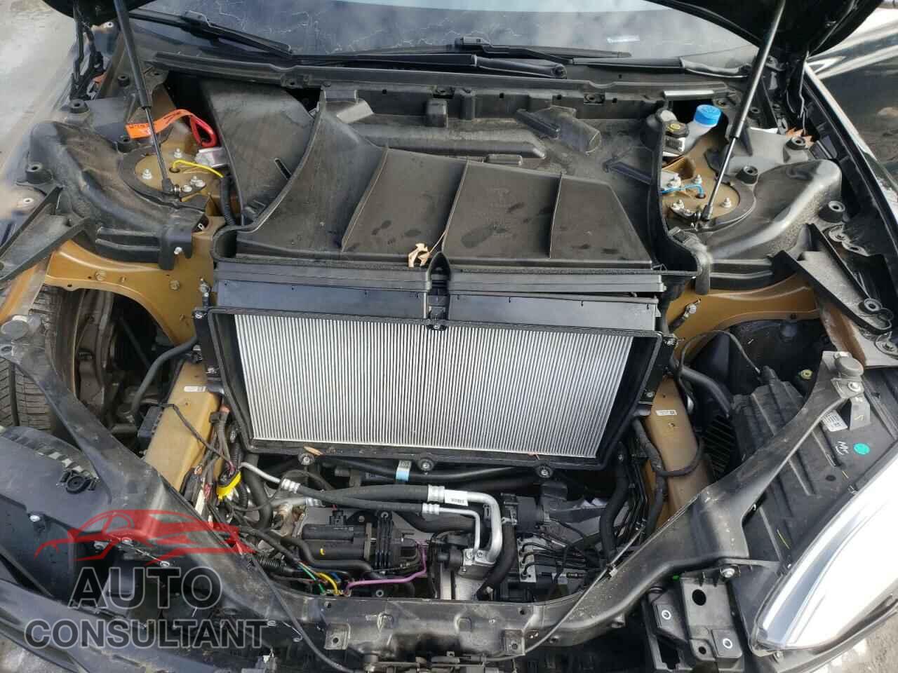 TESLA MODEL S 2018 - 5YJSA1E20JF267745