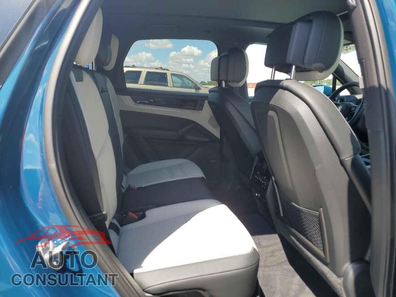 PORSCHE CAYENNE 2024 - WP1AE2AY1RDA29839