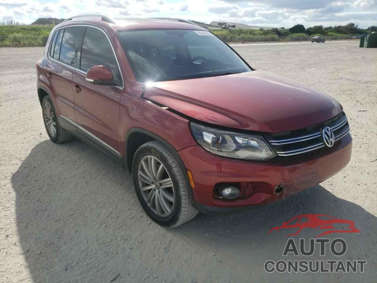 VOLKSWAGEN TIGUAN 2016 - WVGAV7AXXGW006675