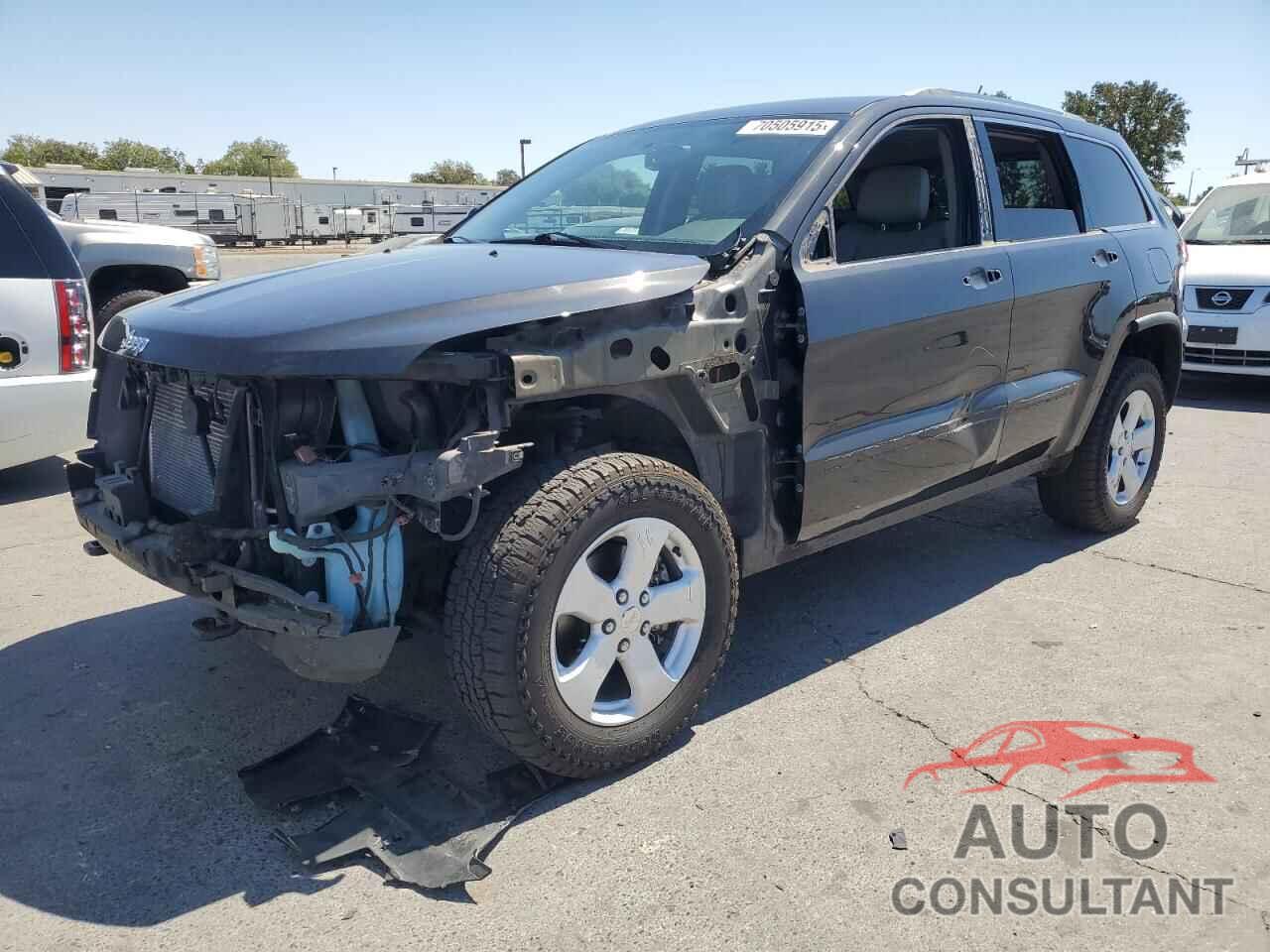 JEEP GRAND CHER 2011 - 1J4RR4GG1BC608368