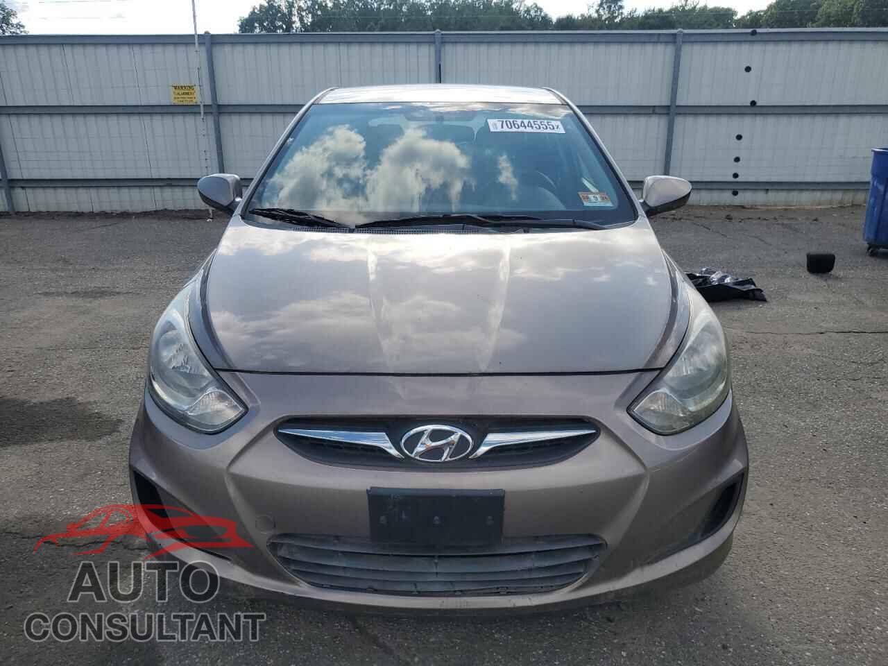 HYUNDAI ACCENT 2012 - KMHCT5AE4CU011829