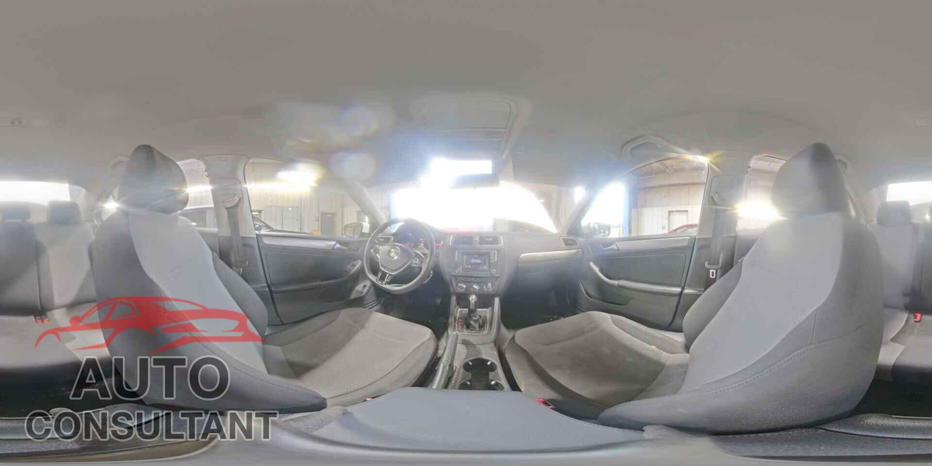 VOLKSWAGEN JETTA 2017 - 3VW2B7AJ8HM295888