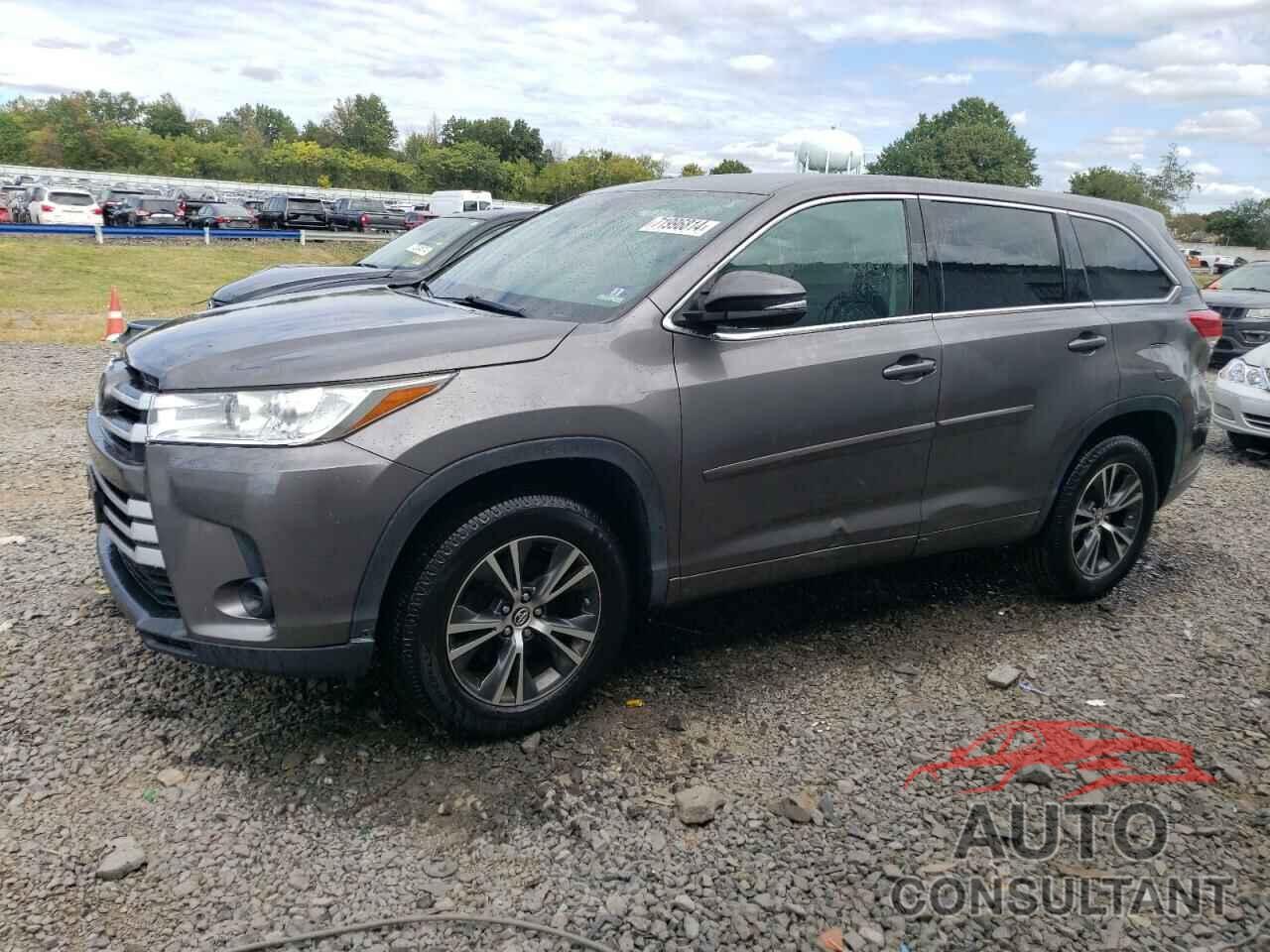 TOYOTA HIGHLANDER 2017 - 5TDZARFH2HS026856