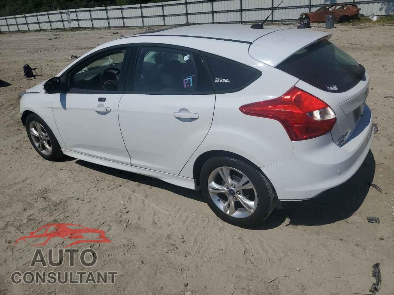 FORD FOCUS 2014 - 1FADP3K26EL378980