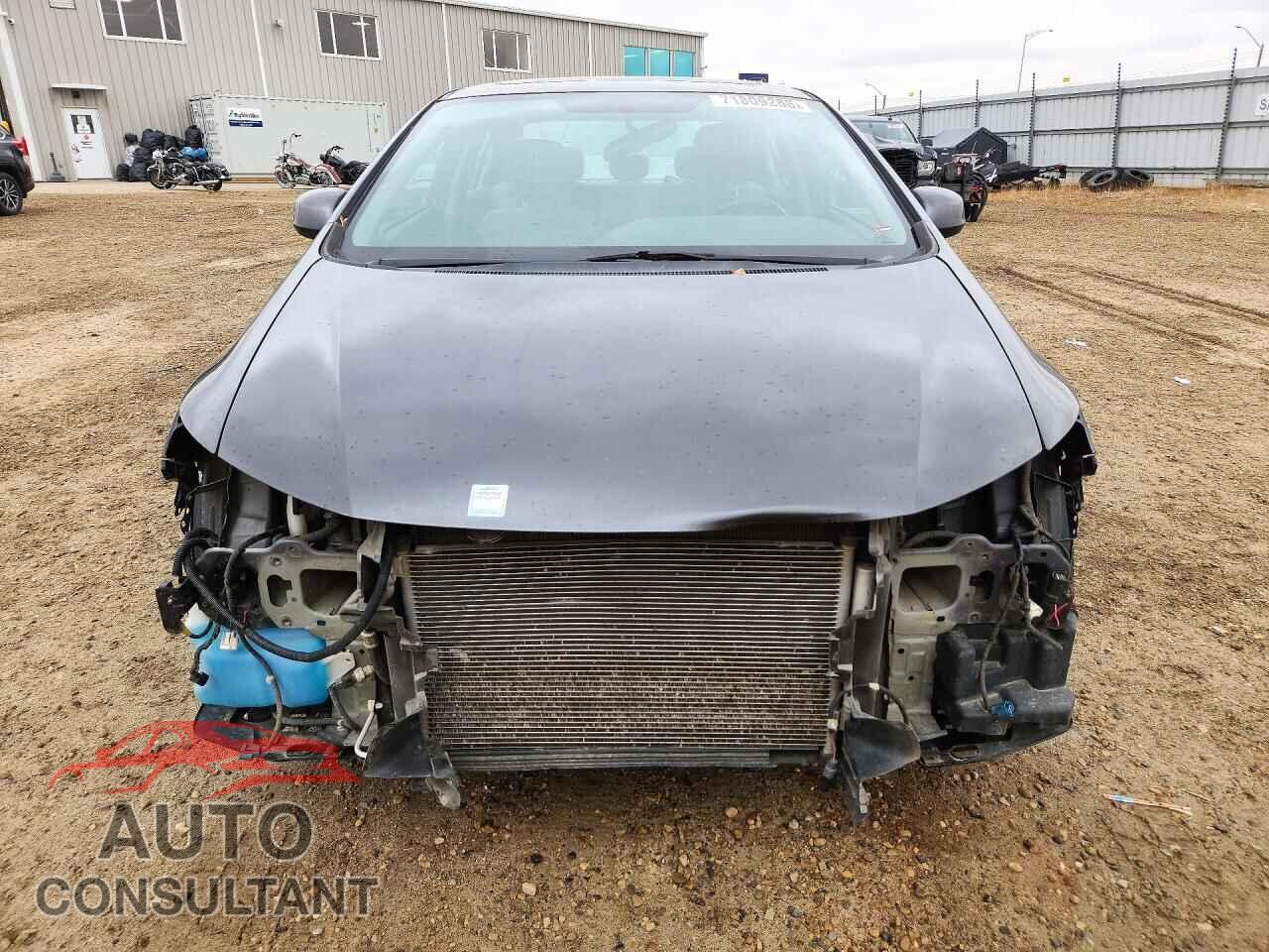 HONDA CIVIC 2012 - 2HGFB2F52CH102453