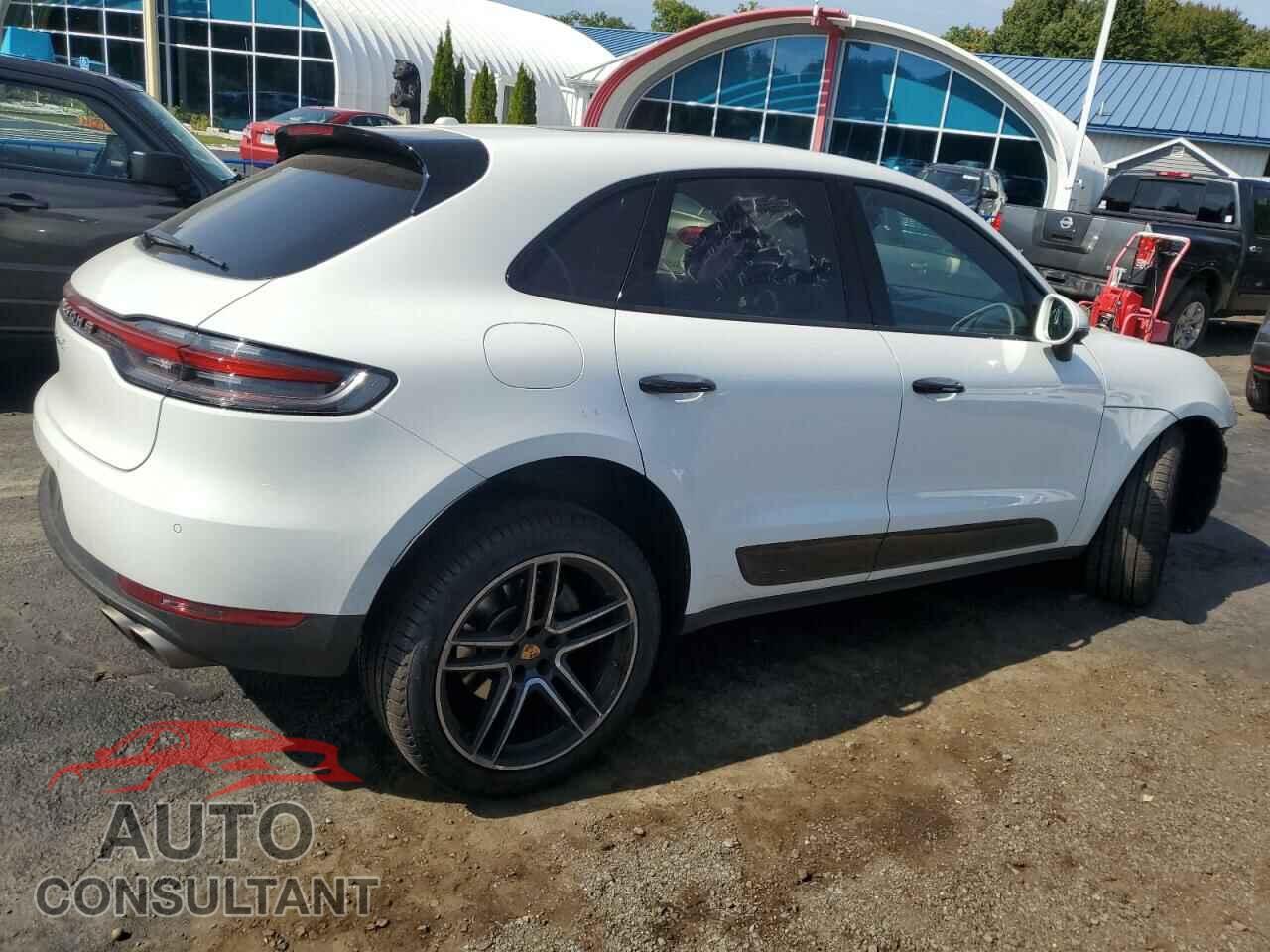 PORSCHE MACAN 2021 - WP1AB2A50MLB31372
