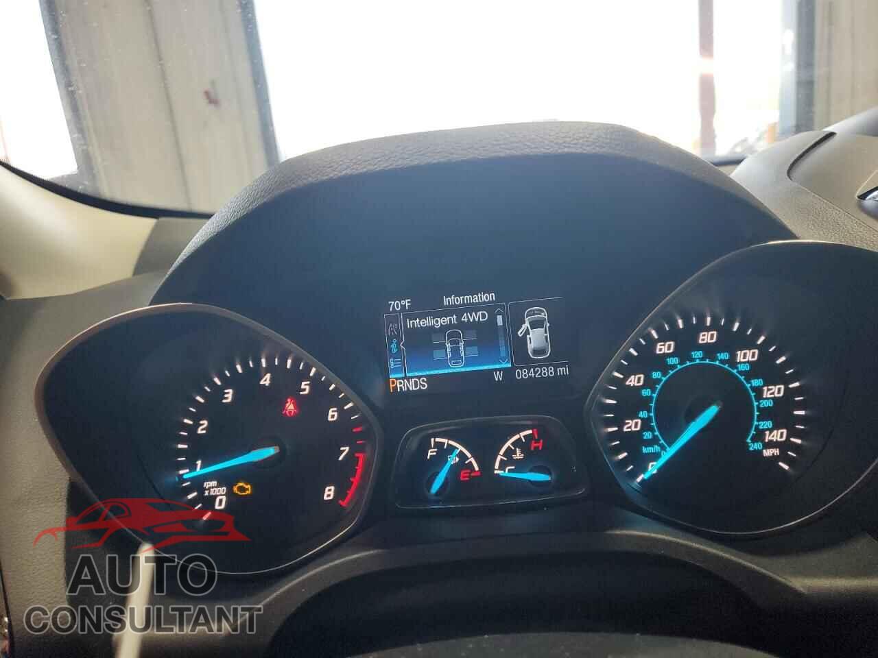 FORD ESCAPE 2015 - 1FMCU9J97FUB32141