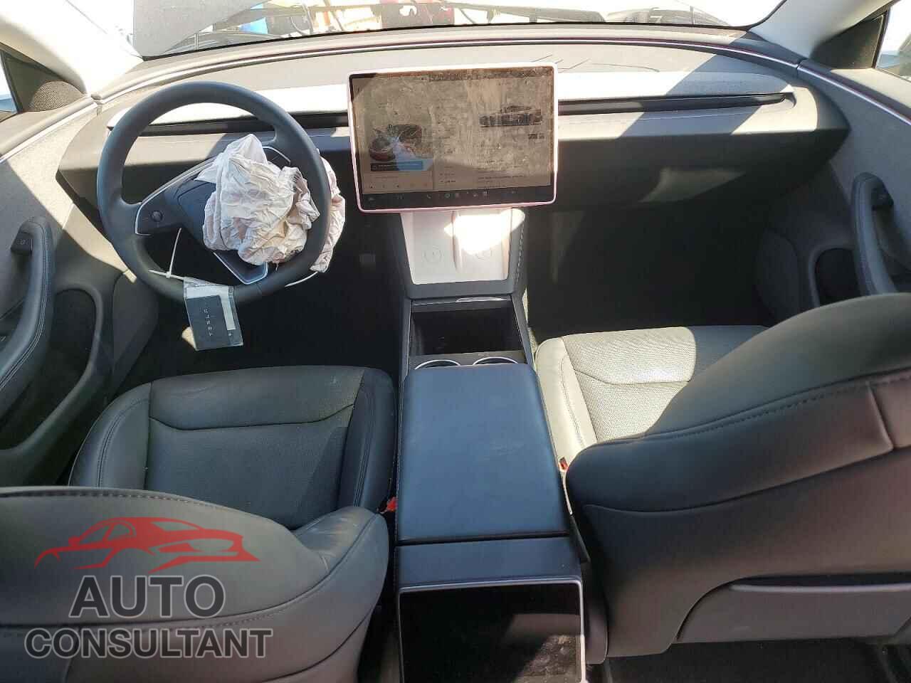 TESLA MODEL 3 2025 - 5YJ3E1EA8SF016537