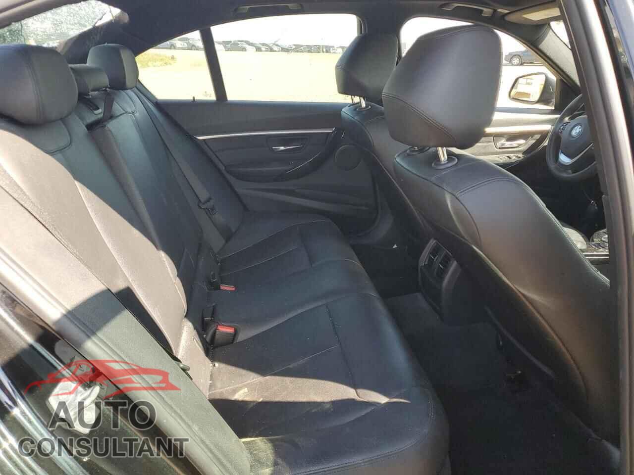 BMW 3 SERIES 2017 - WBA8D9C37HA011663
