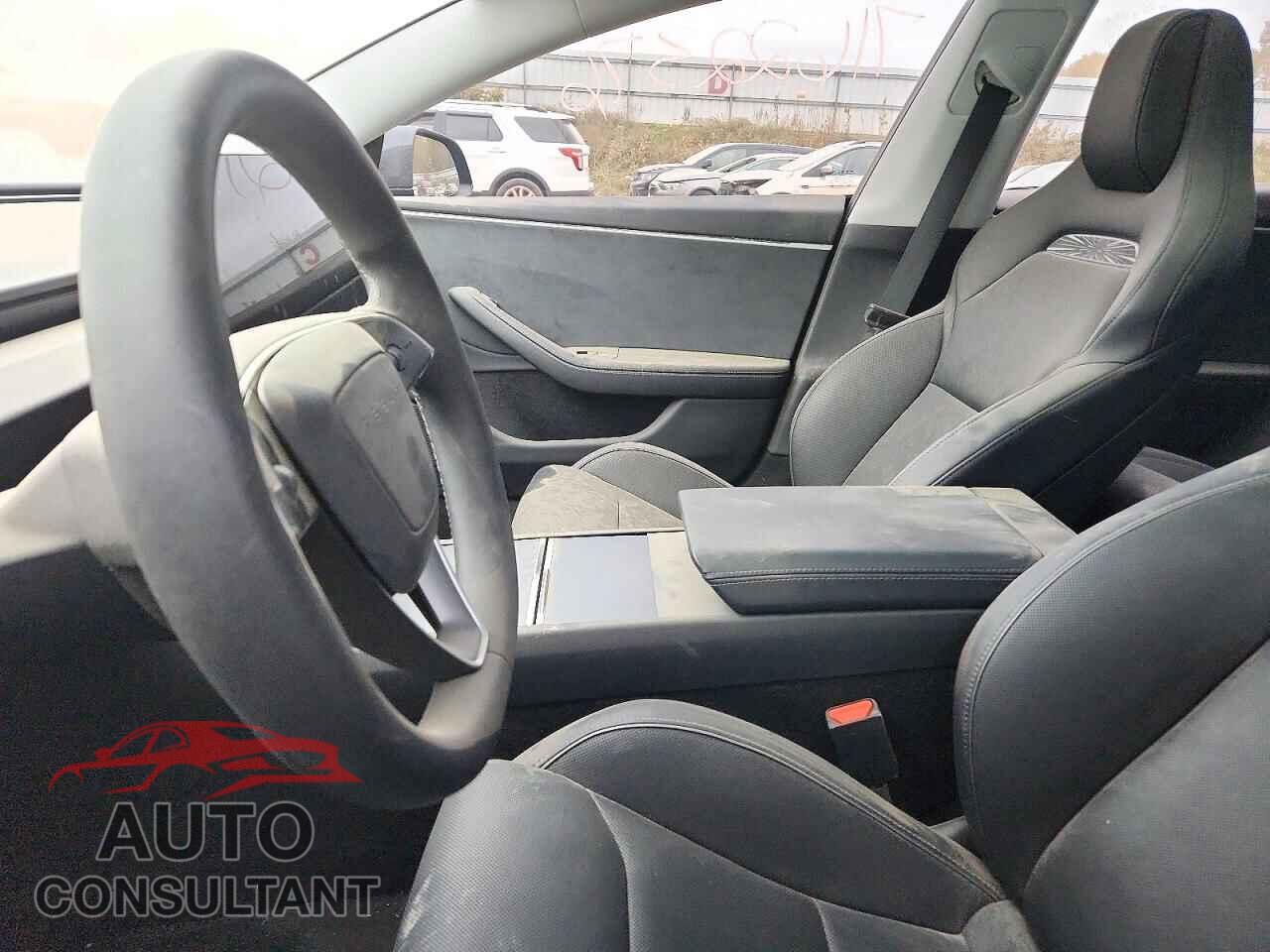 TESLA MODEL 3 2024 - 5YJ3E1ET0RF795816
