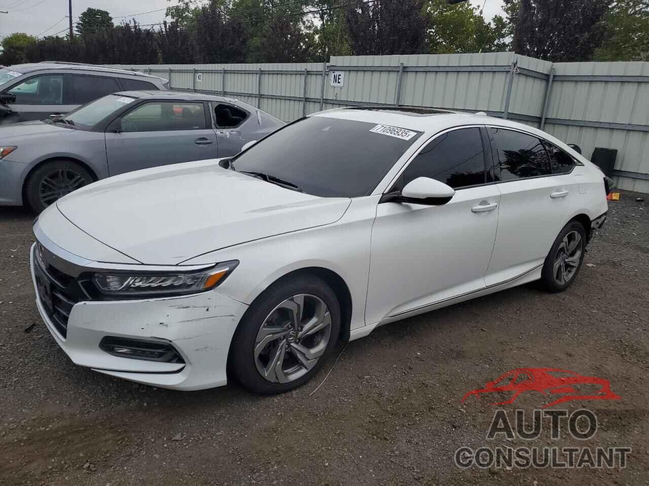 HONDA ACCORD 2018 - 1HGCV2F59JA019480