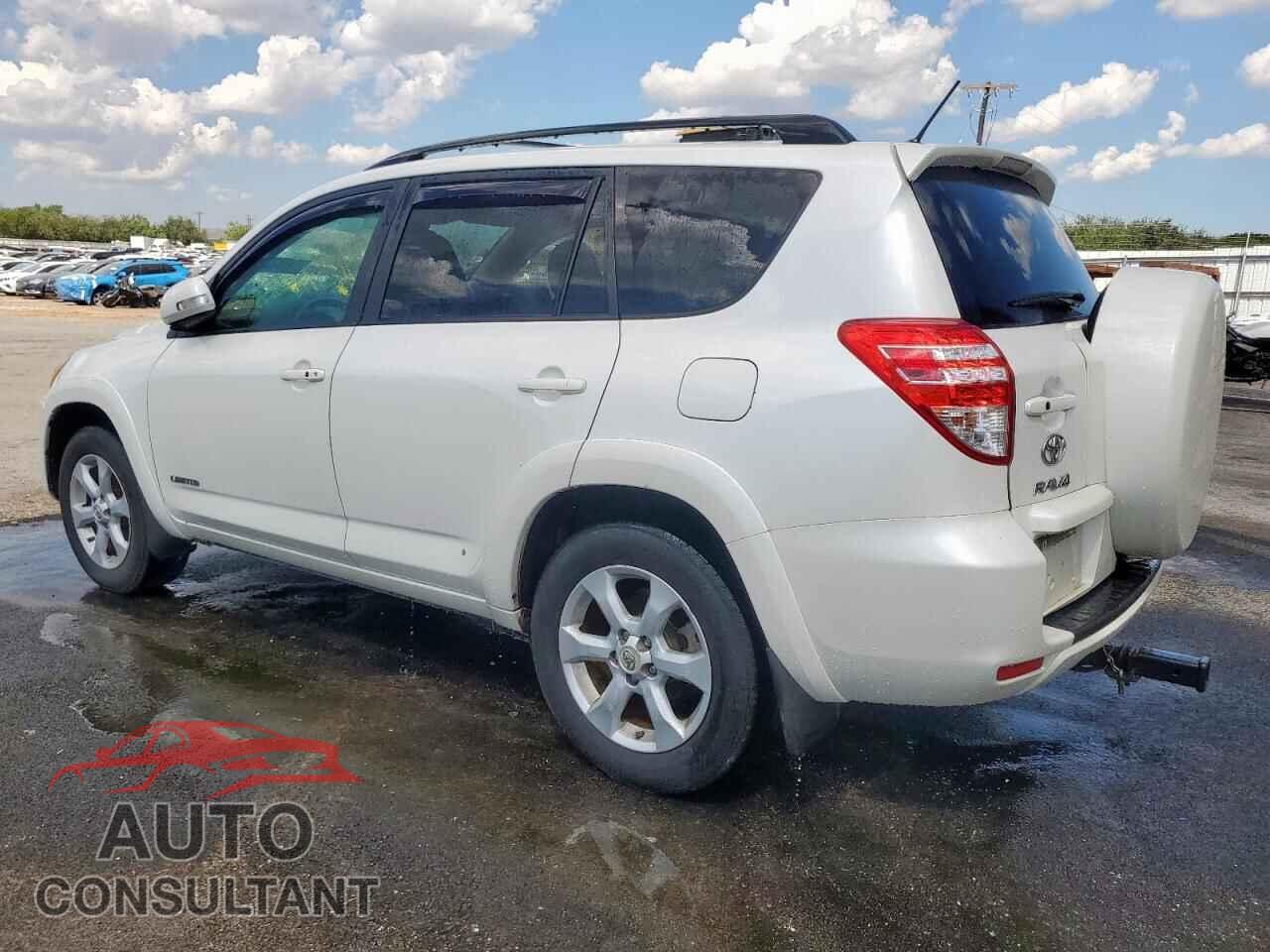 TOYOTA RAV4 2012 - 2T3DF4DV3CW228104