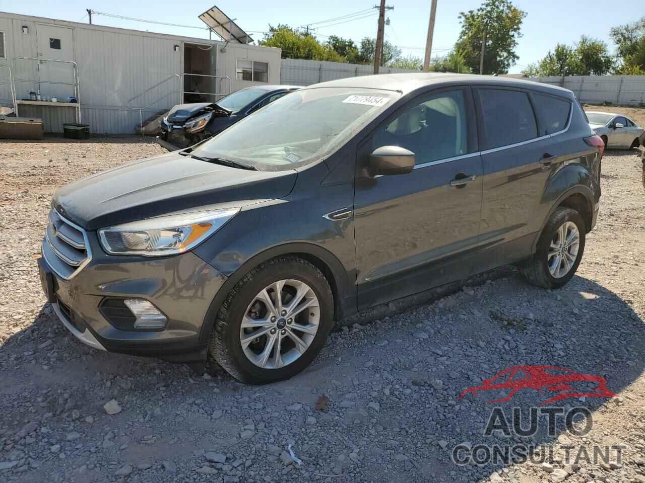 FORD ESCAPE 2019 - 1FMCU0GD5KUC35785