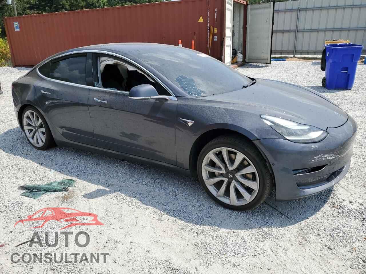TESLA MODEL 3 2018 - 5YJ3E1EA0JF015140
