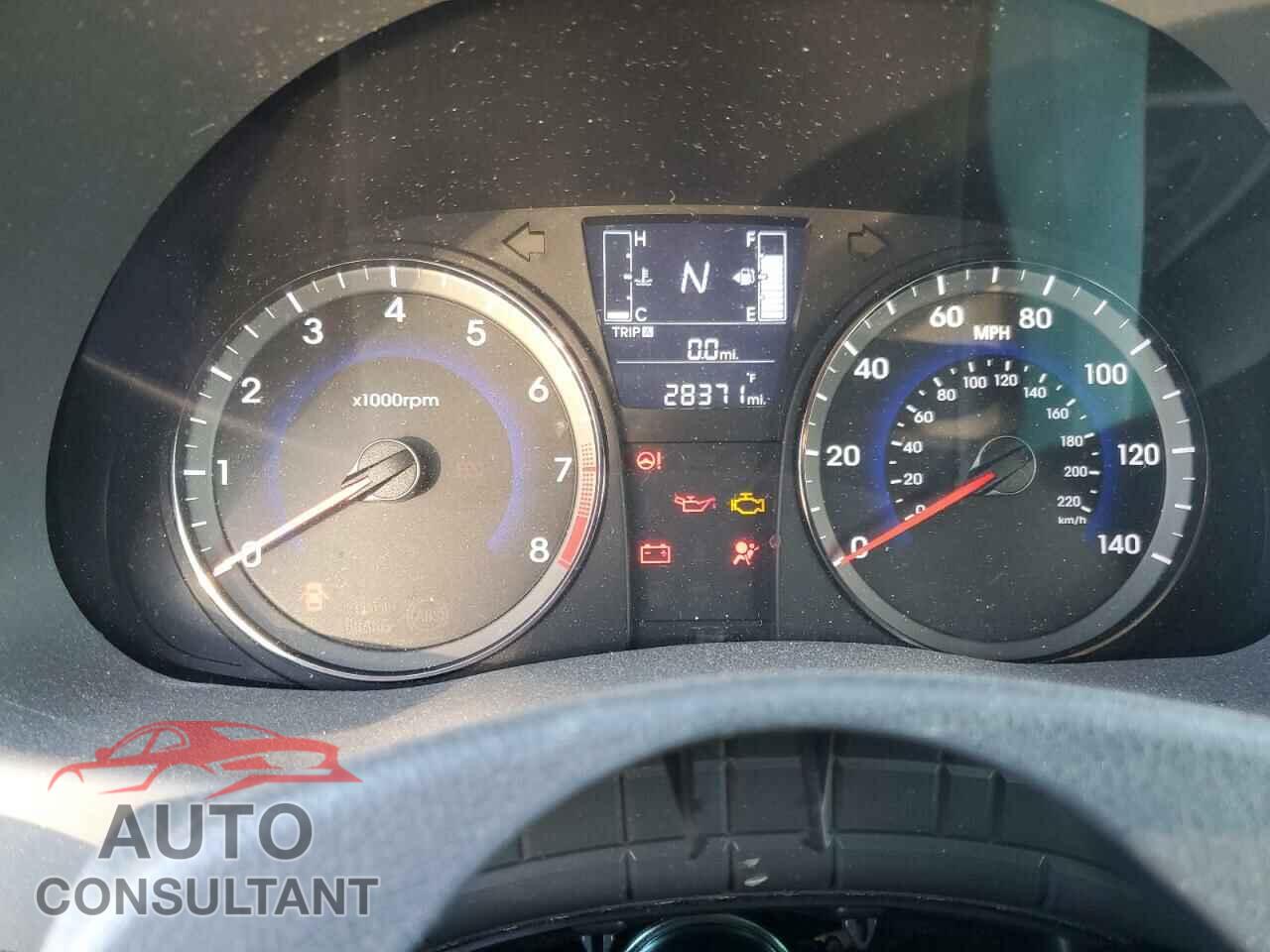 HYUNDAI ACCENT 2017 - KMHCT5AE1HU350040