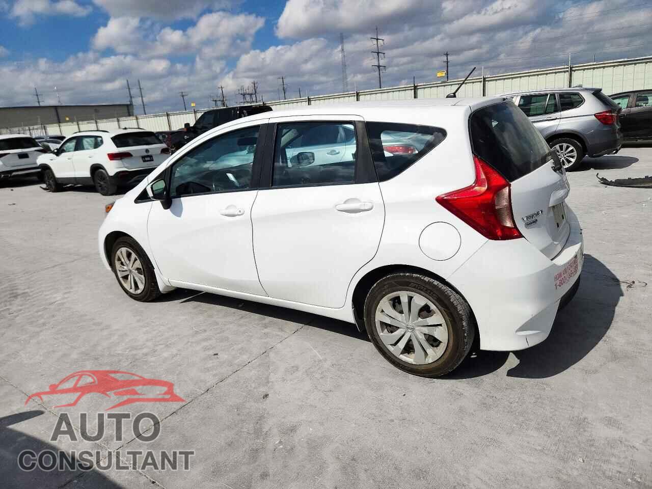 NISSAN VERSA 2019 - 3N1CE2CP3KL356700