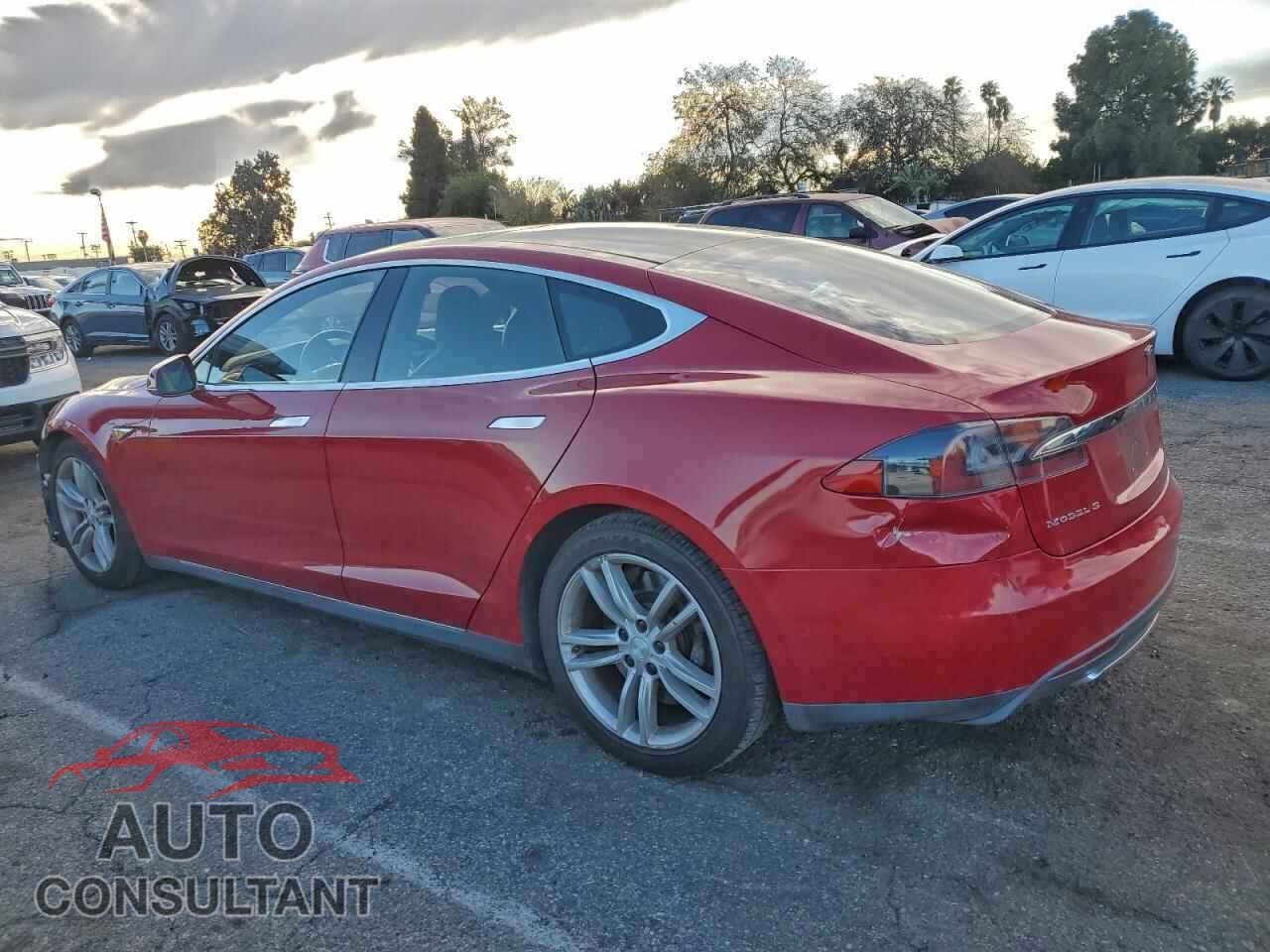 TESLA MODEL S 2015 - 5YJSA1S24FF087292