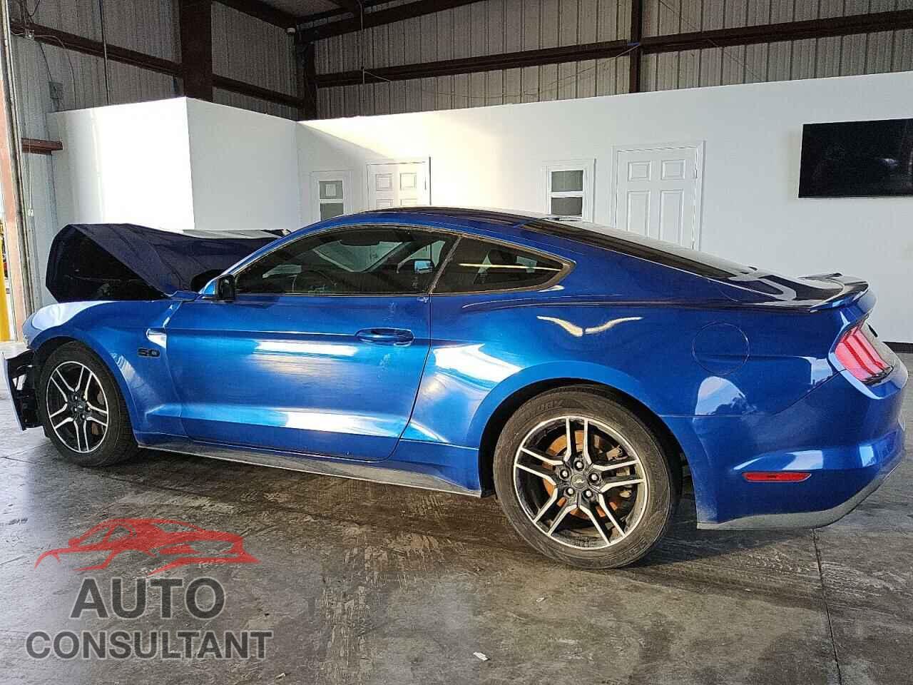FORD MUSTANG 2018 - 1FA6P8CF3J5121992