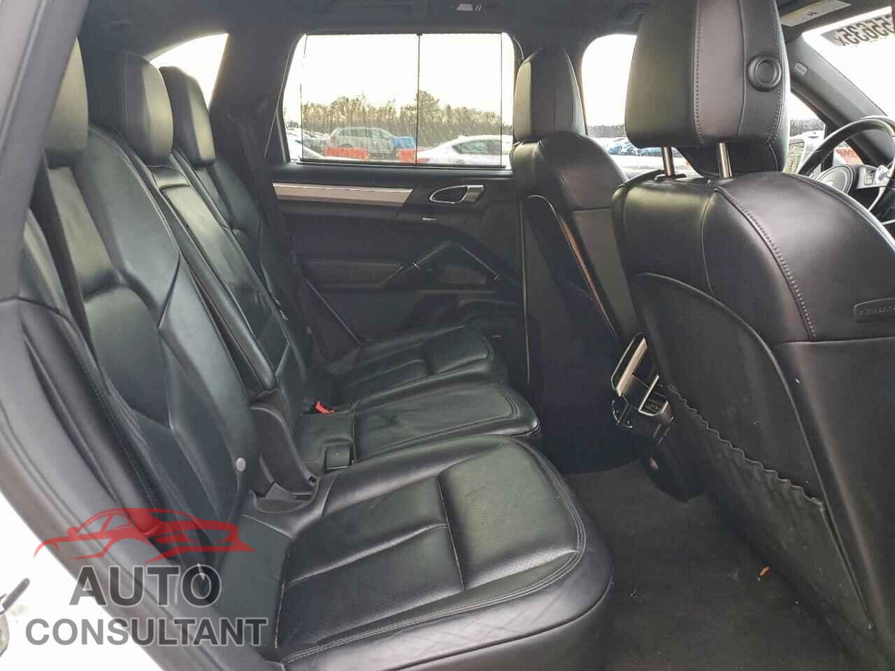 PORSCHE CAYENNE 2012 - WP1AB2A28CLA51676