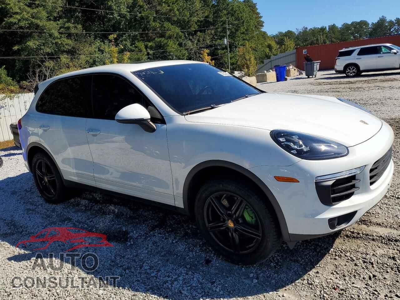 PORSCHE CAYENNE 2016 - WP1AA2A29GLA01927