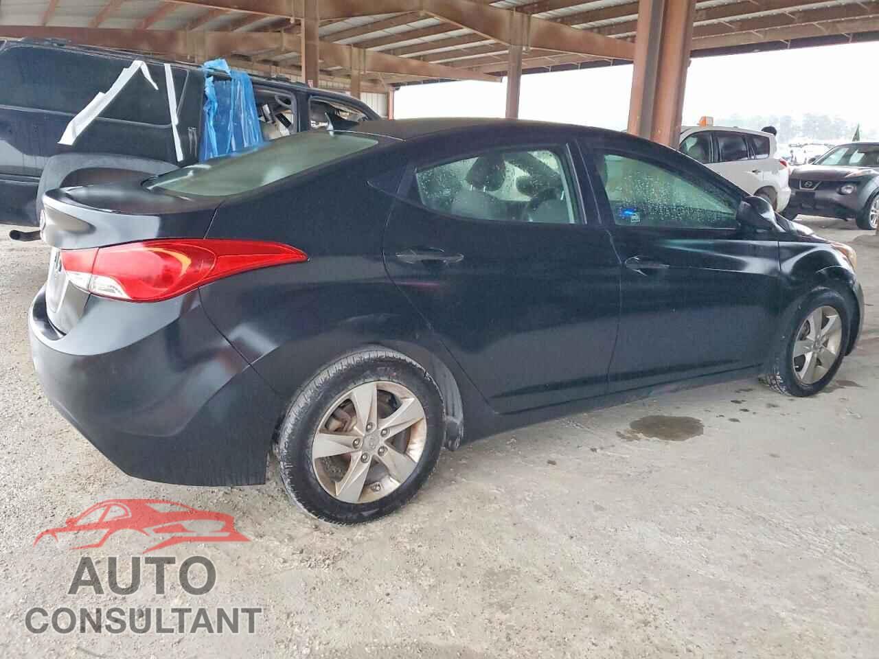 HYUNDAI ELANTRA 2012 - 5NPDH4AE0CH085456