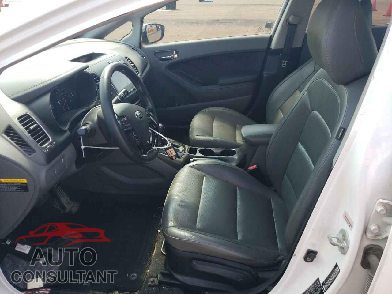 KIA FORTE 2017 - 3KPFL4A81HE090520