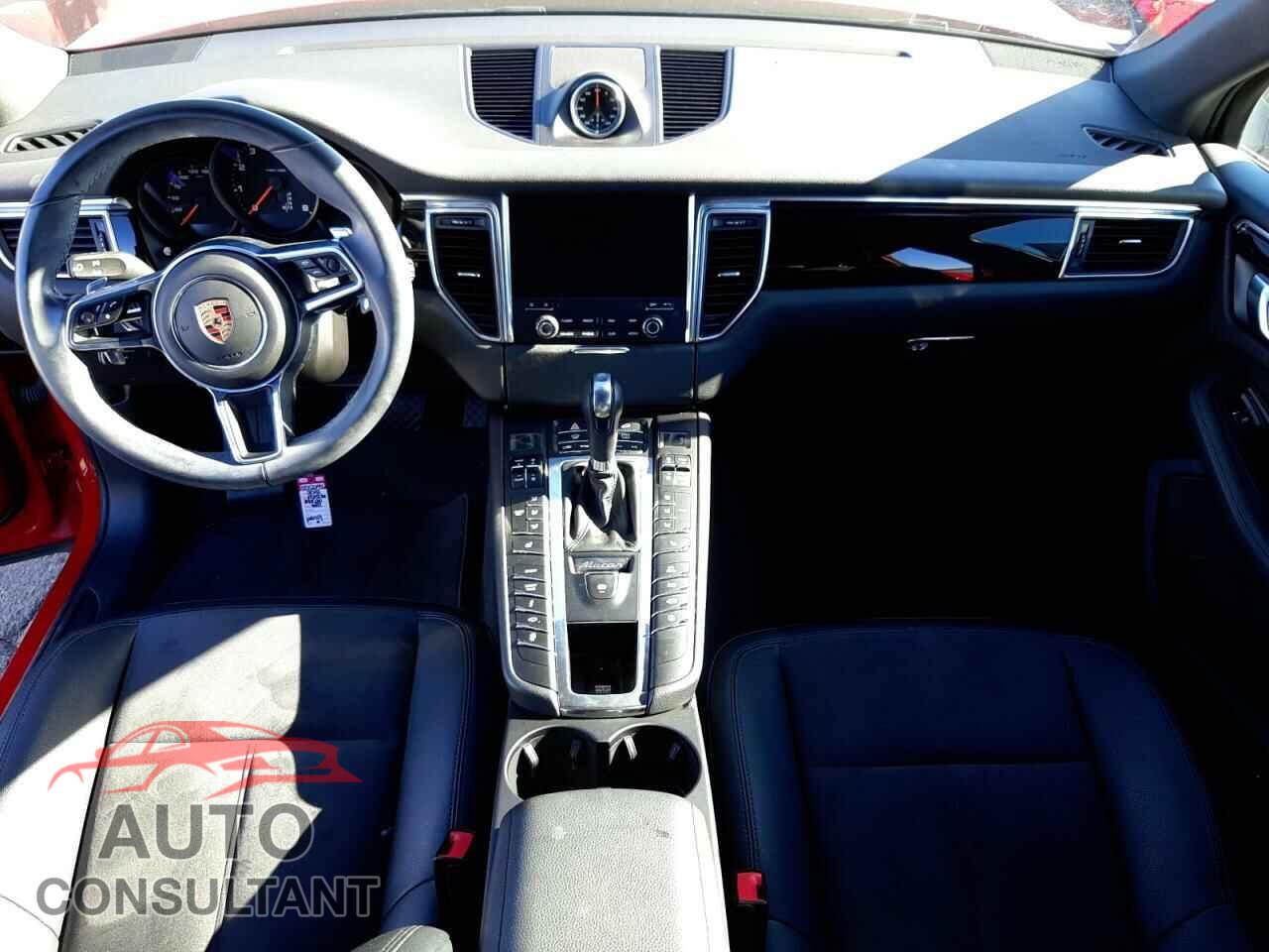 PORSCHE MACAN 2018 - WP1AA2A58JLB21025