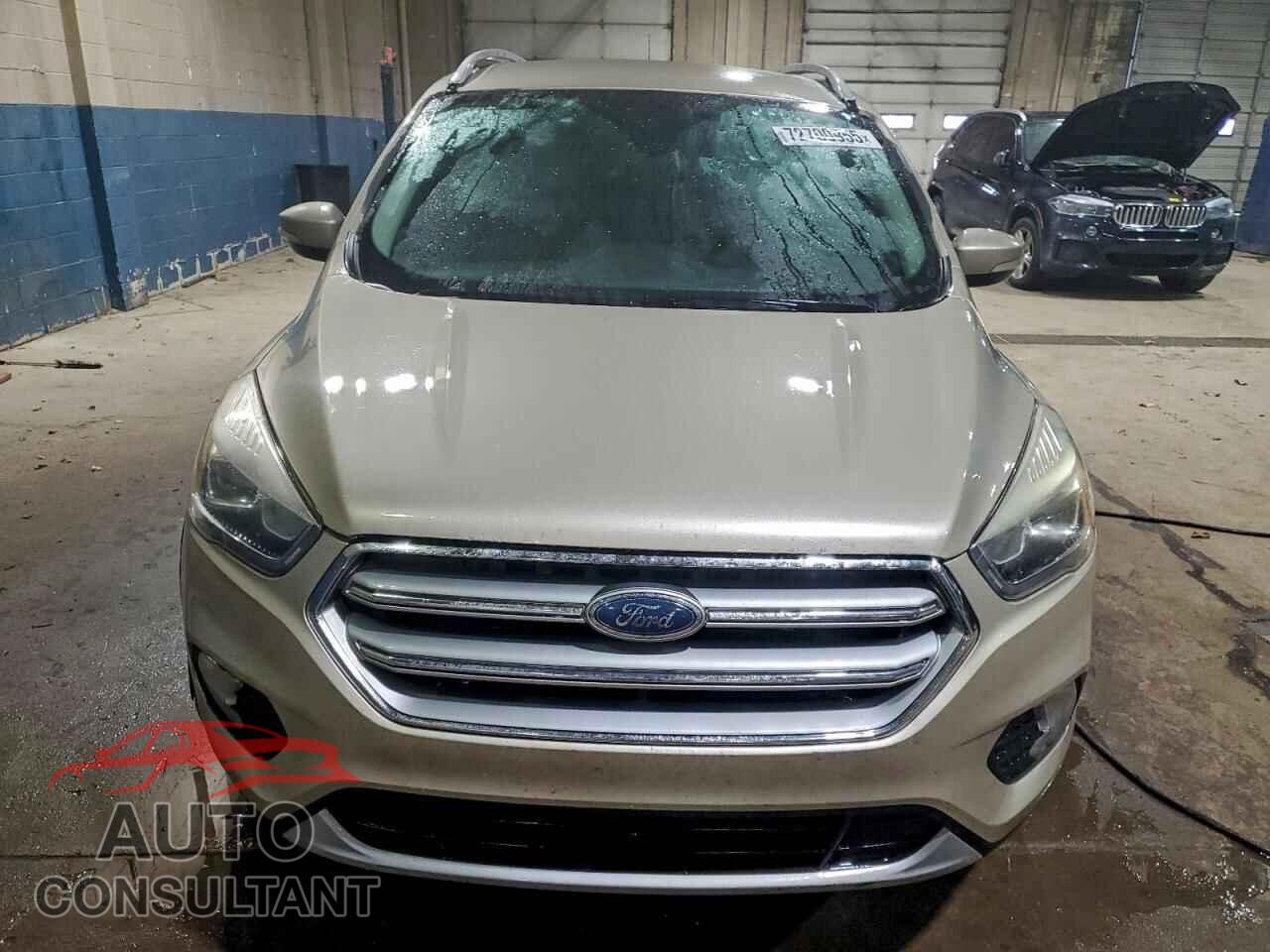 FORD ESCAPE 2017 - 1FMCU0J93HUD95659