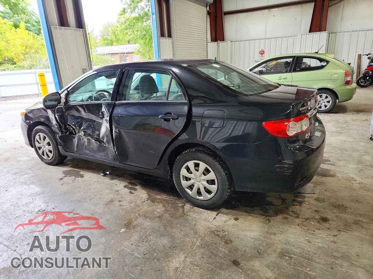 TOYOTA COROLLA 2011 - 2T1BU4EE2BC643175