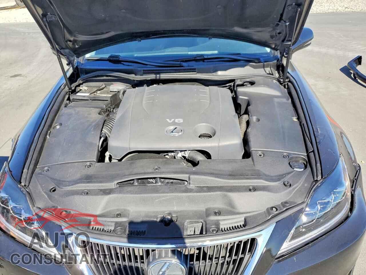 LEXUS IS 2011 - JTHBF5C26B5148739