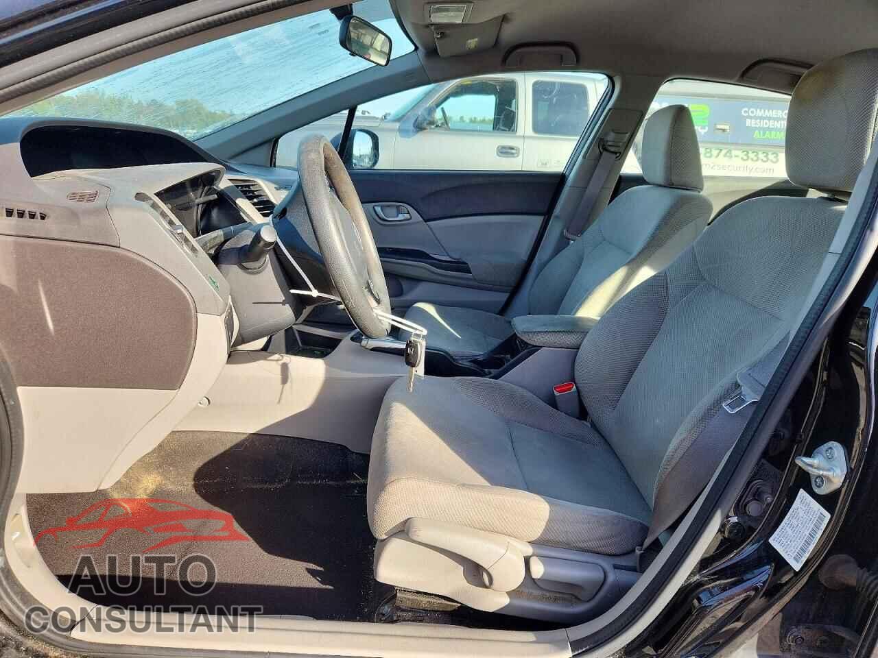 HONDA CIVIC 2012 - 2HGFB2F51CH306046