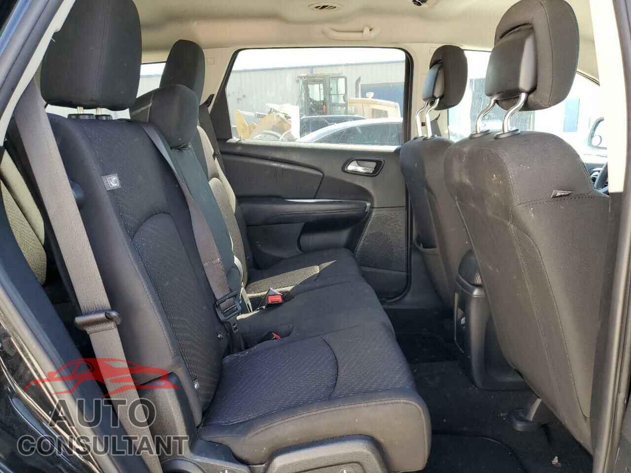 DODGE JOURNEY 2018 - 3C4PDCBBXJT277388