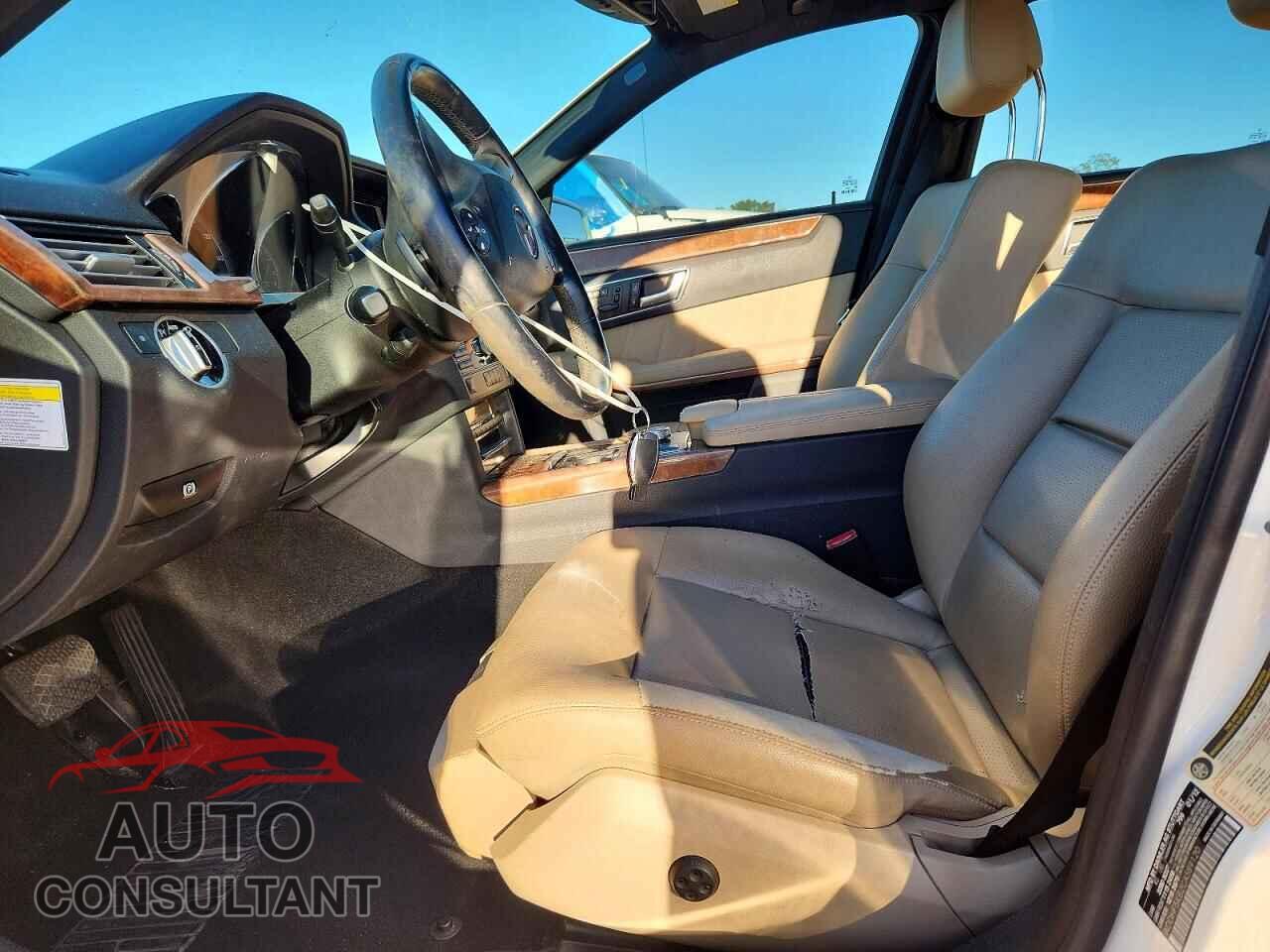 MERCEDES-BENZ E-CLASS 2012 - WDDHF5KB2CA589120