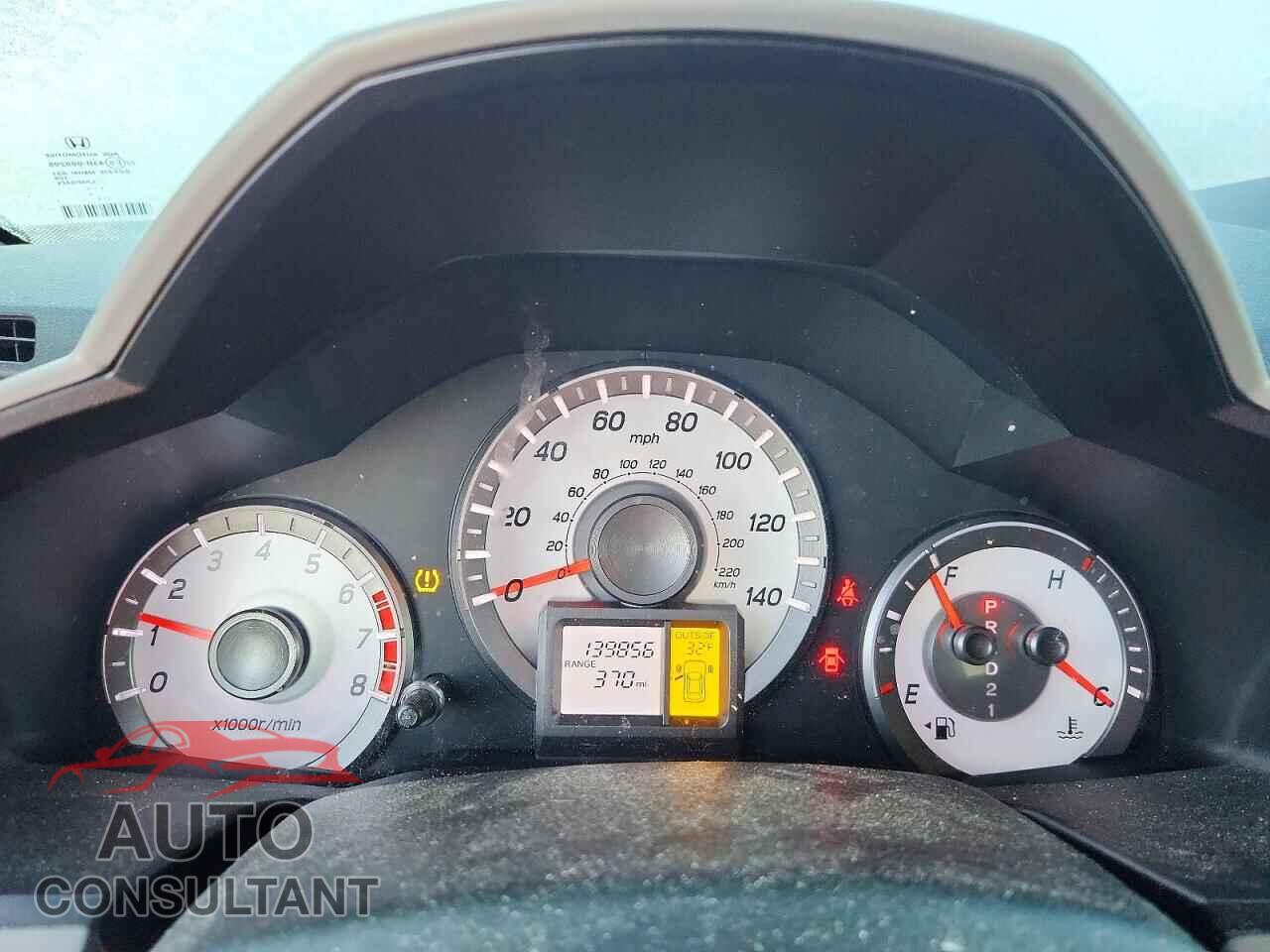 HONDA PILOT 2013 - 5FNYF4H56DB050255