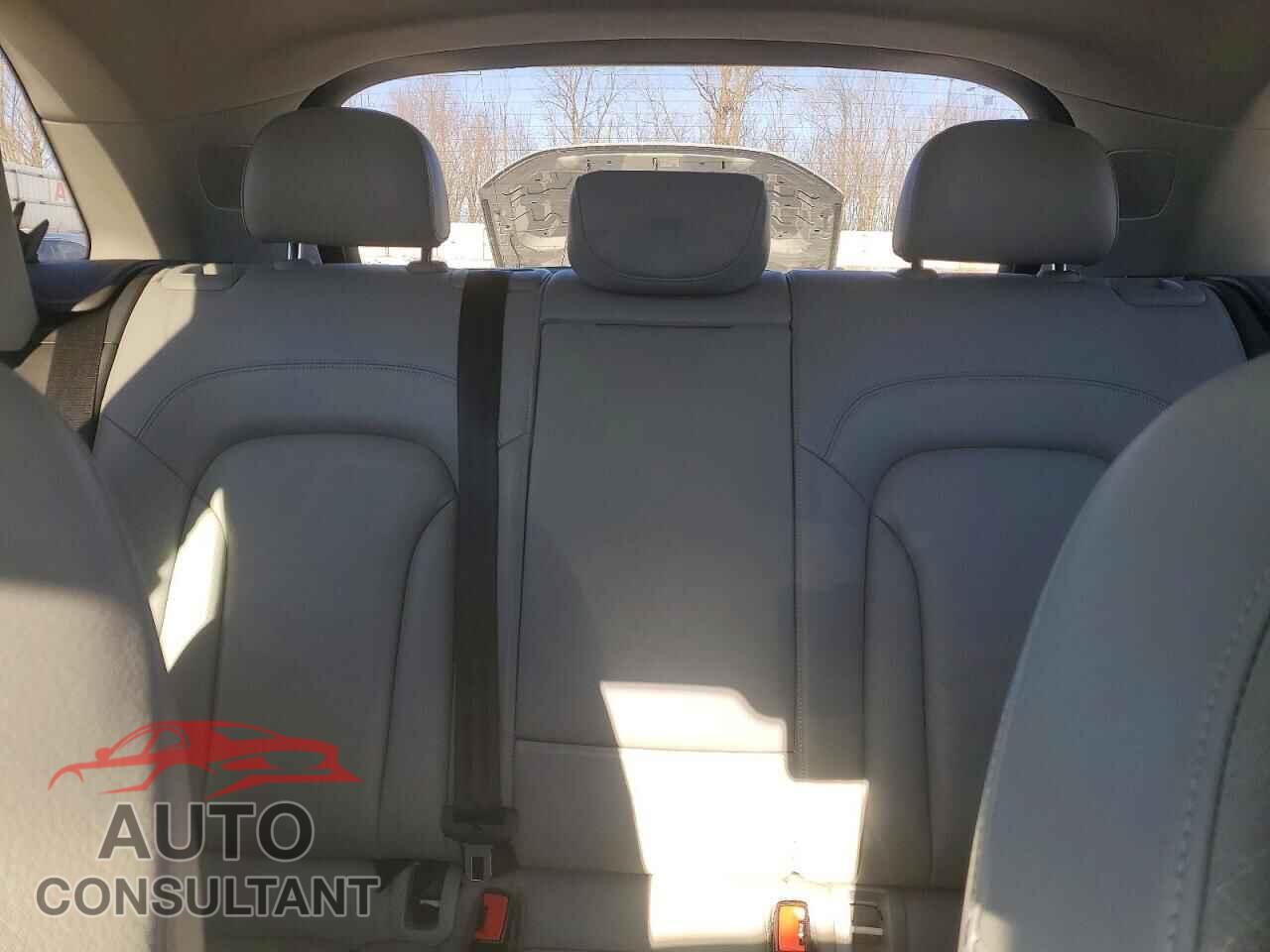 AUDI Q3 2017 - WA1BCCFS2HR015224