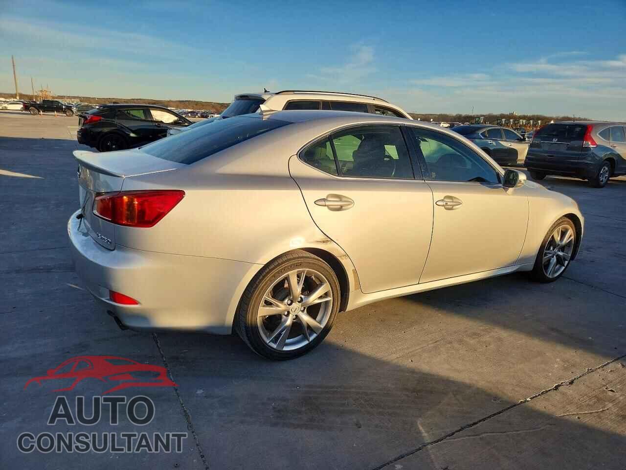 LEXUS IS 2010 - JTHBF5C29A5128015
